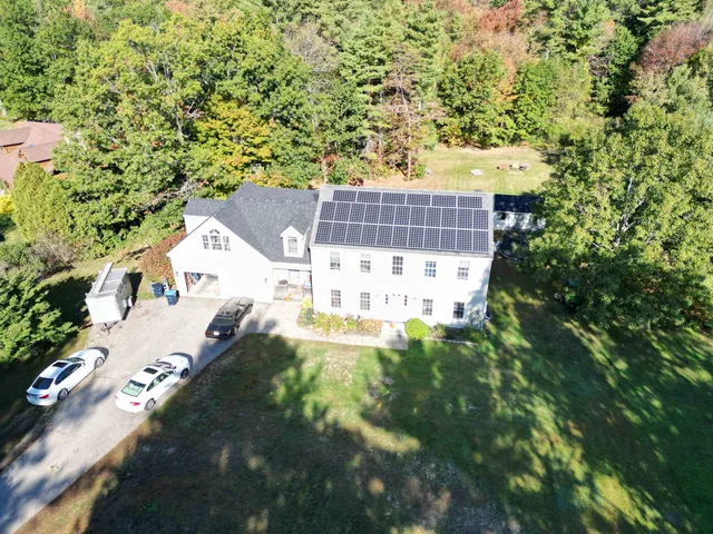 $799,900 | 64 Osgood Road, Kensington, NH 03833