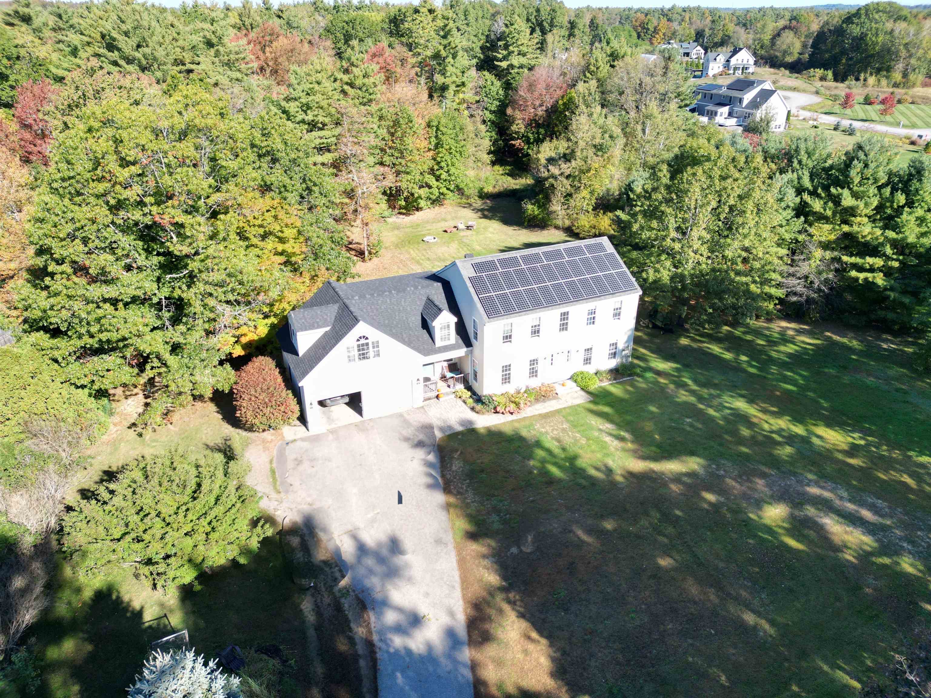 64 Osgood Road Kensington, NH 03833 - Photo 2 of 27