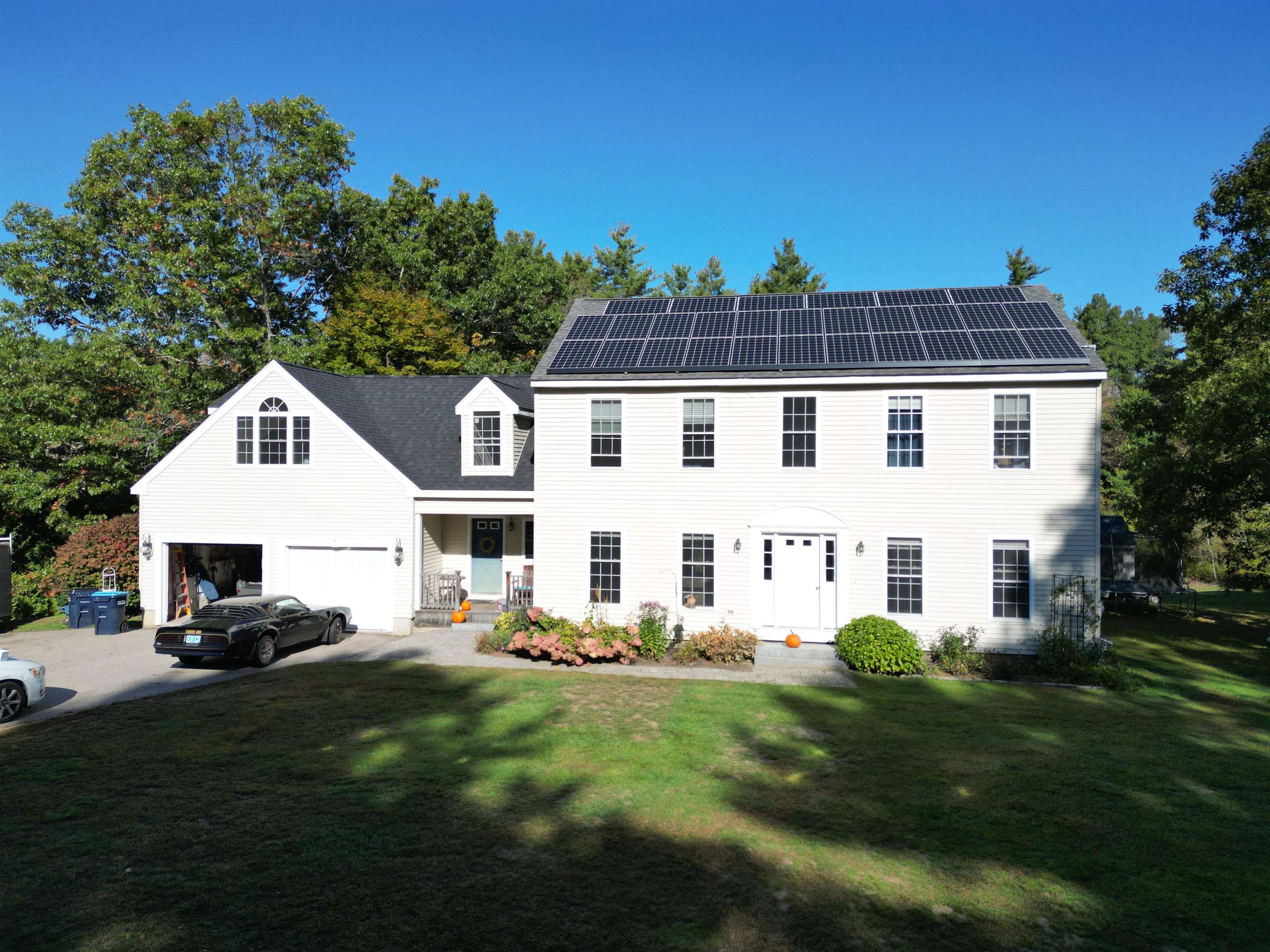 64 Osgood Road Kensington, NH 03833 - Photo 3 of 27