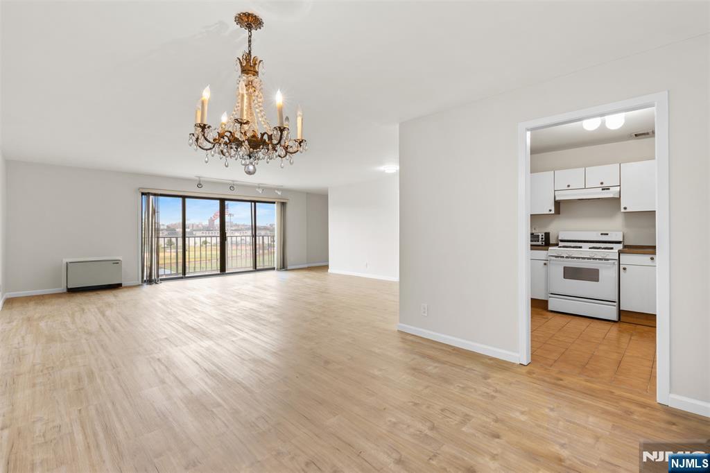 1150 River Road, Unit 4H Edgewater, NJ 07020 - Photo 12 of 44