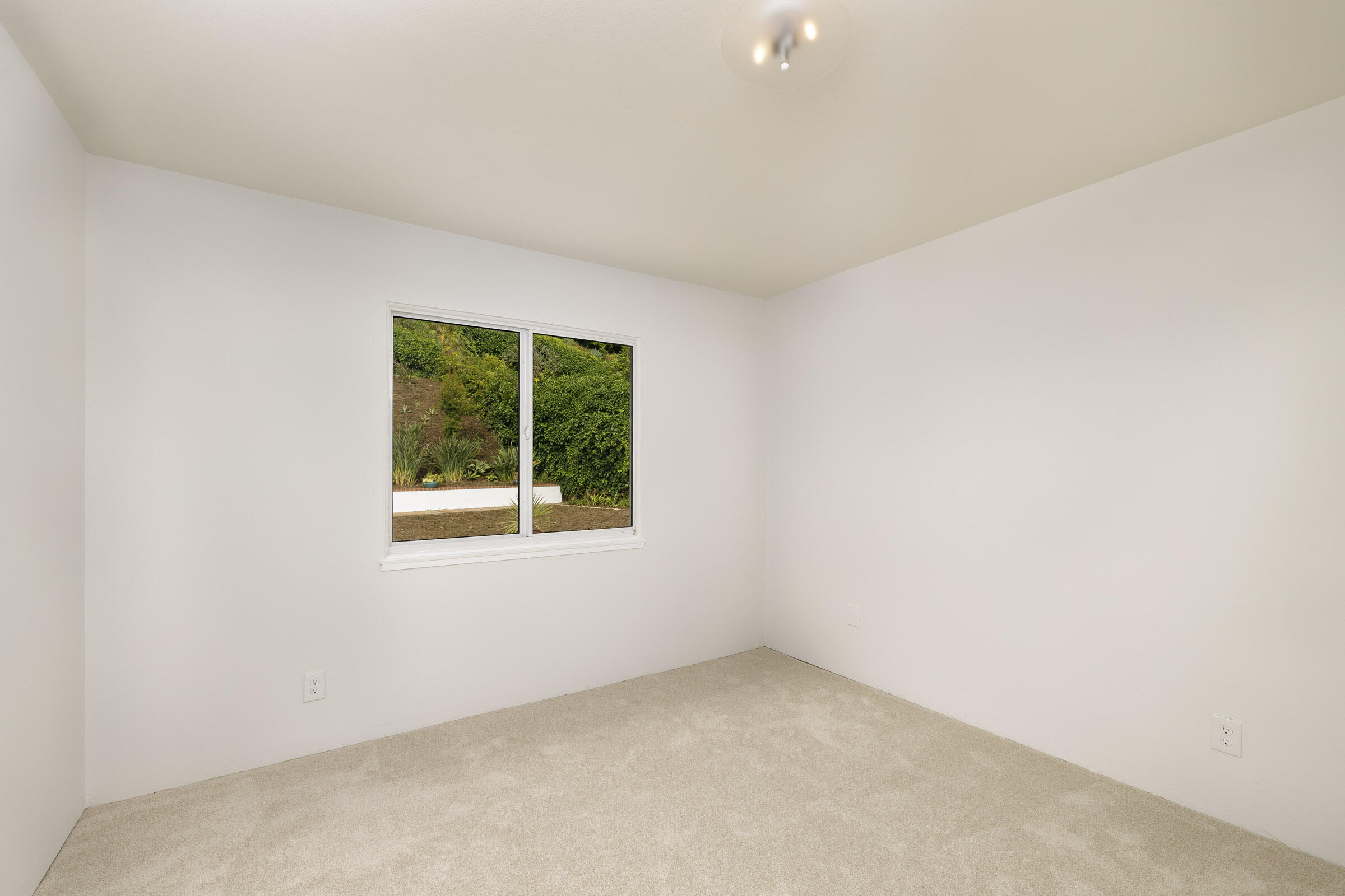 510 Meigs Road Santa Barbara, CA 93109 - Photo 15 of 27 510 Meigs_0020