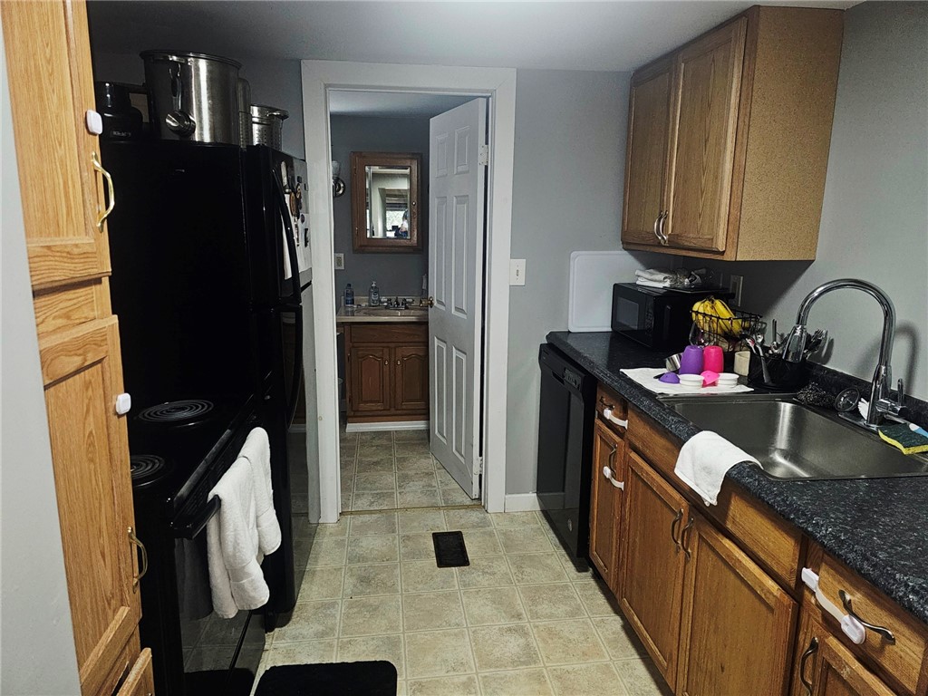 2968 County Highway Hartwick, NY 13348 - Photo 9 of 28 Apt 1 kitchen