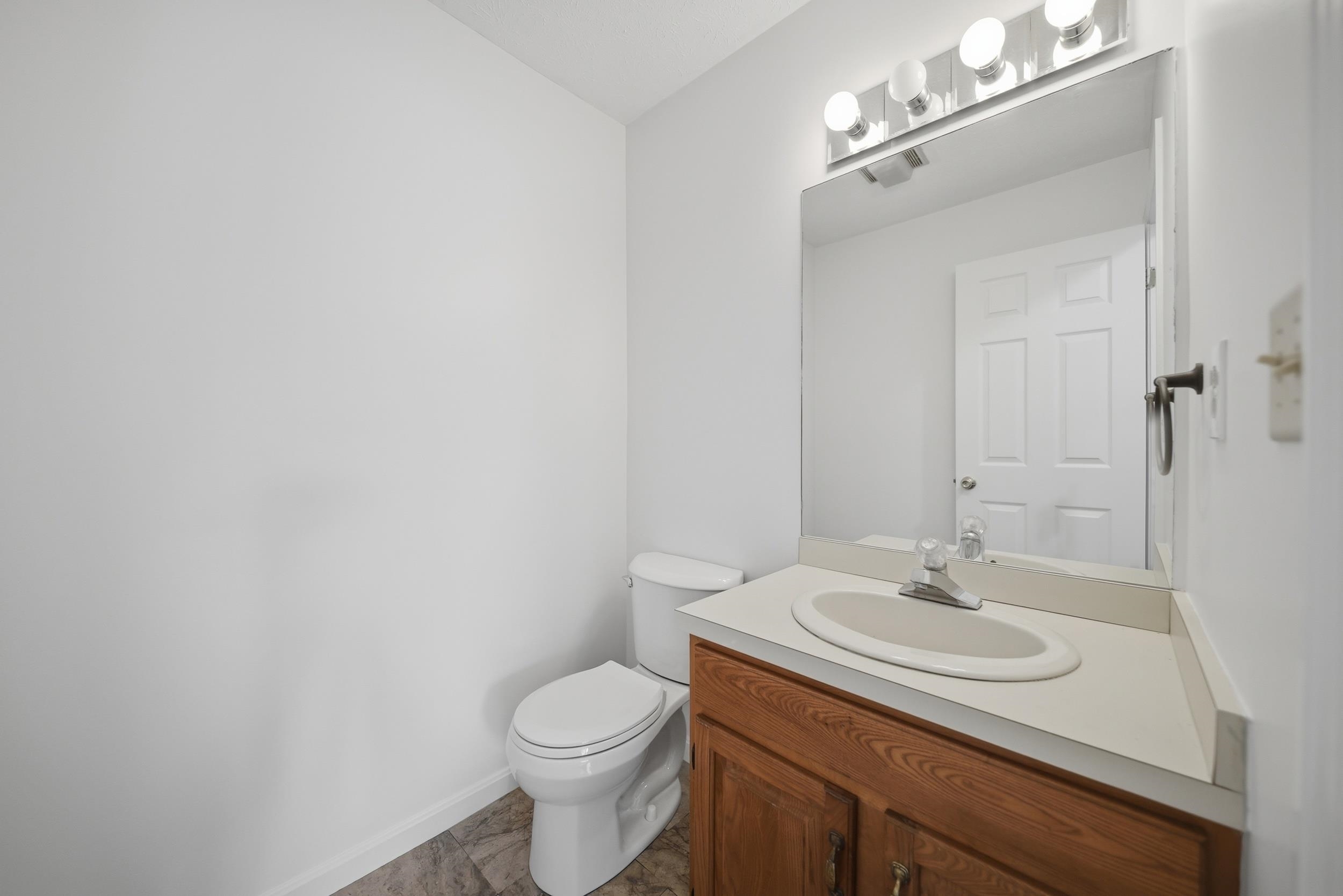 16 Shoal Creek Road Hudson, NH 03051 - Photo 13 of 43
