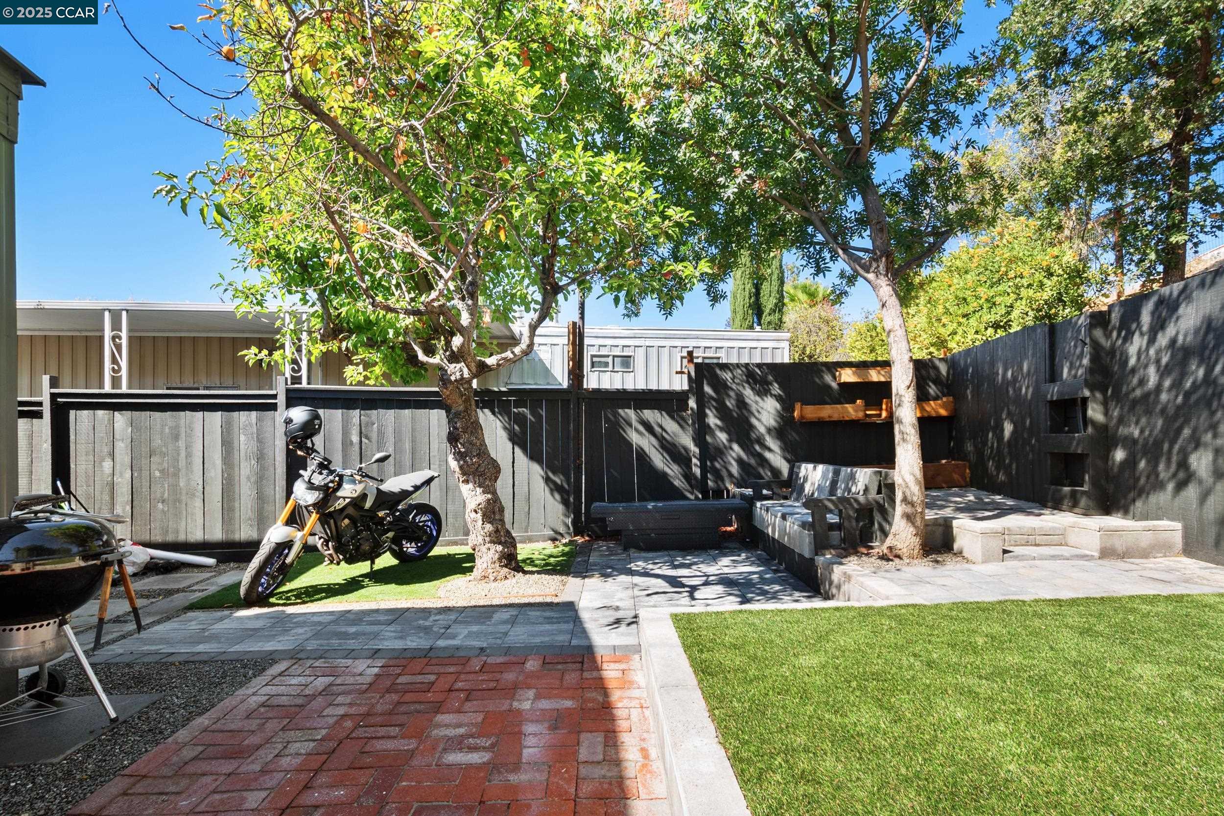 32 Galloway Drive, Unit 32 Concord, CA 94518 - Photo 34 of 45