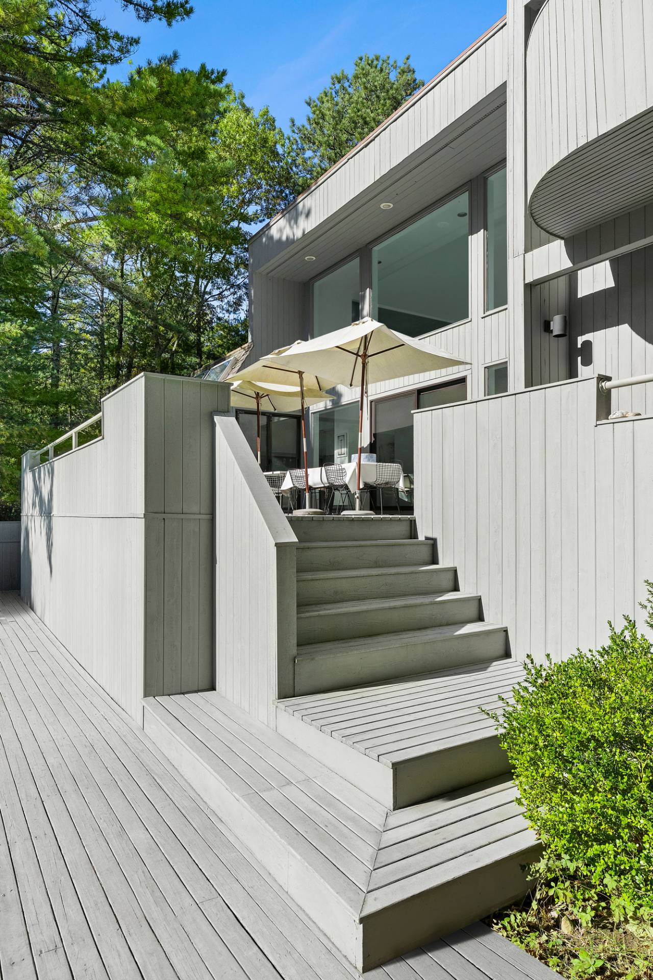 15 2 Holes Water Road East Hampton, NY 11937 - Photo 21 of 30 a view of outdoor space and deck