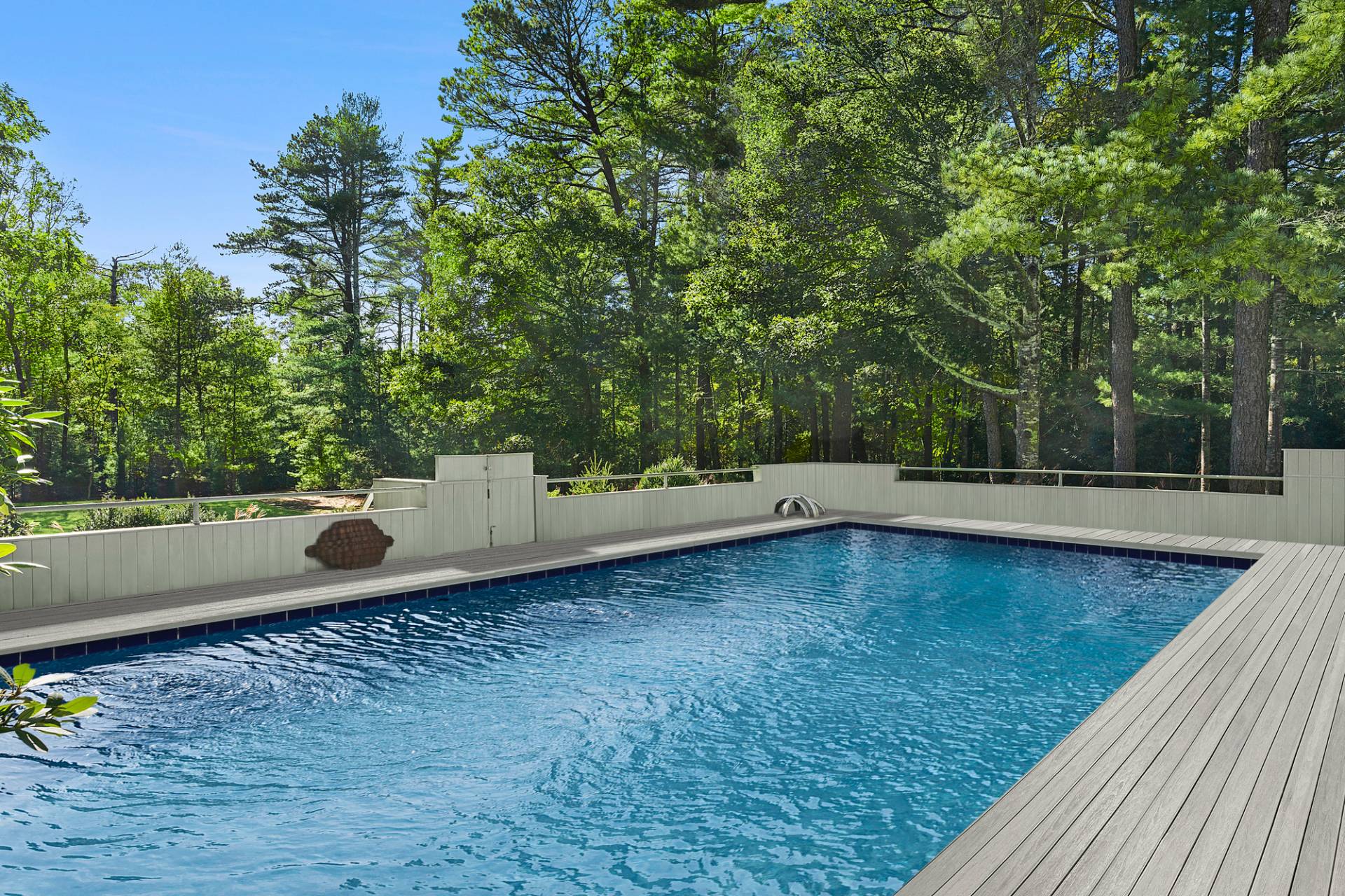 15 2 Holes Water Road East Hampton, NY 11937 - Photo 23 of 30 a view of a back yard