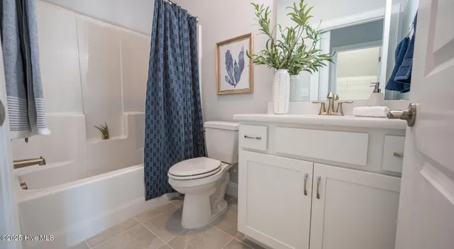 $1,740 | 115 Beaumont Oaks Drive, Unit C1, Wilmington, NC 28411