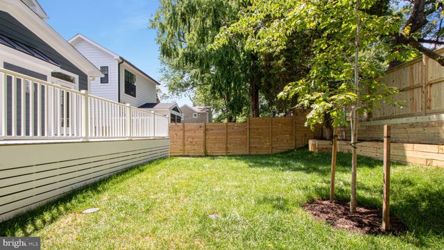 $1,970,000 | 28 East Maple Street, Alexandria, VA 22301