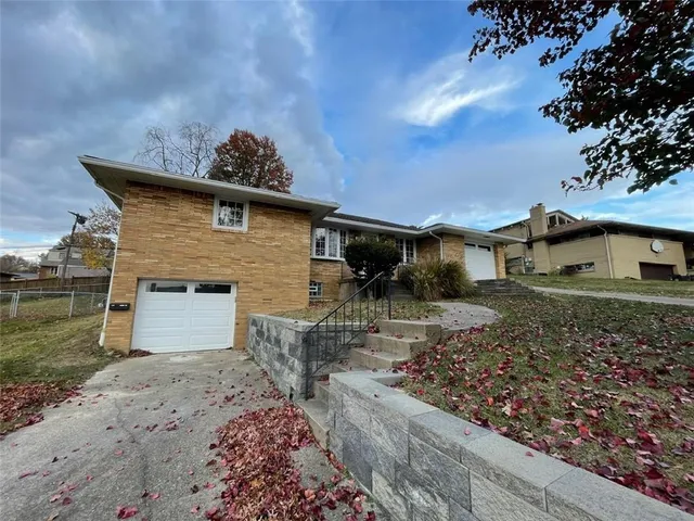 $2,250 | 530 Jenne Drive, Pittsburgh, PA 15236