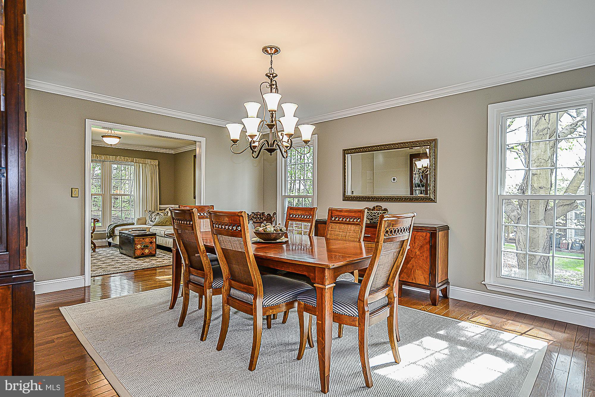 9291 Davis Drive Lorton, VA 22079 - Photo 13 of 57 Elegant dining room with crown molding