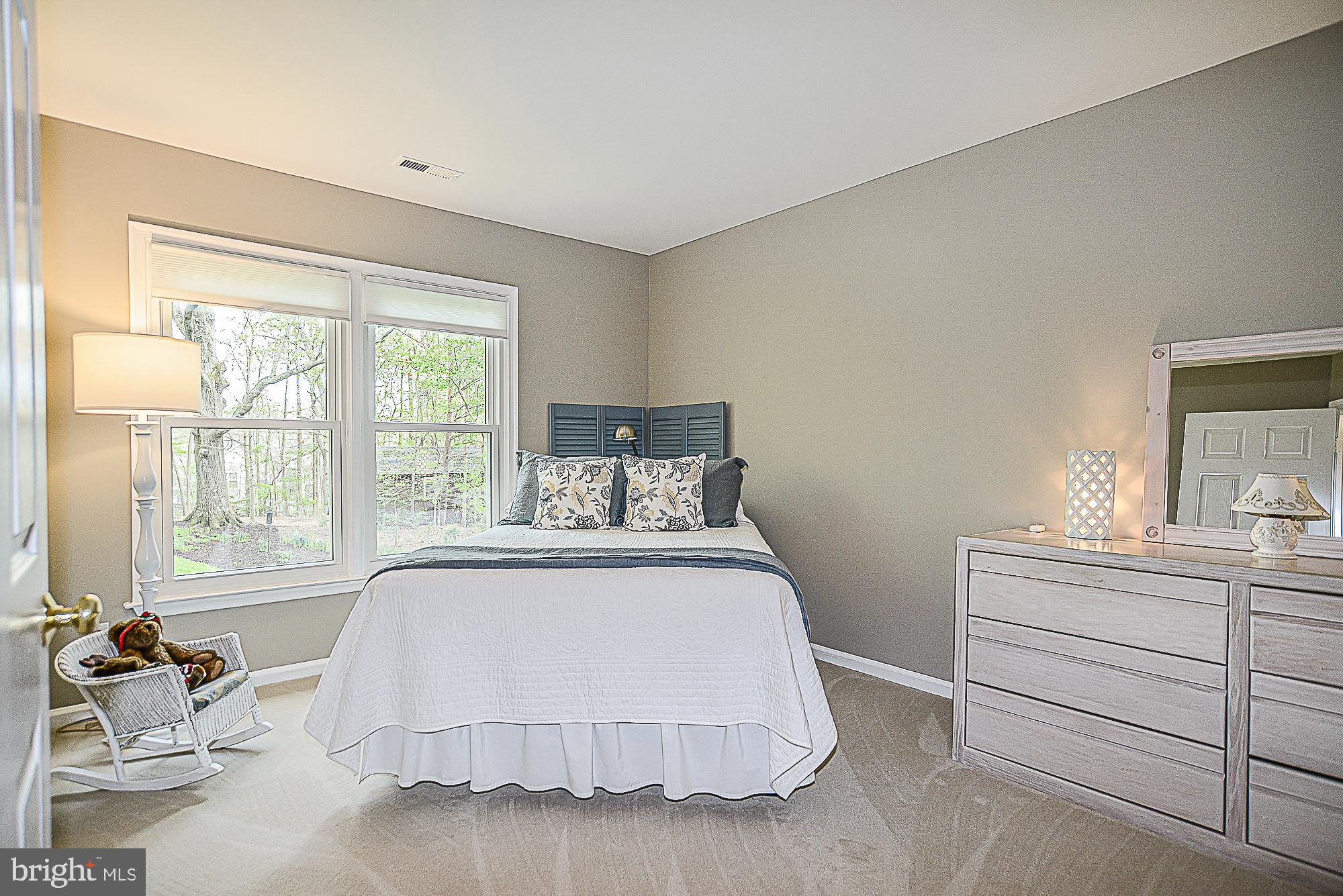 9291 Davis Drive Lorton, VA 22079 - Photo 32 of 57 4th spacious bedroom