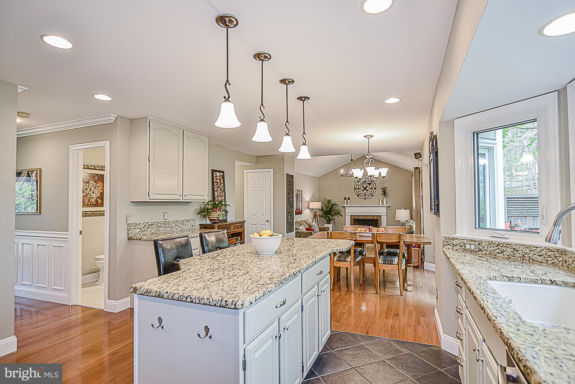 9291 Davis Drive Lorton, VA 22079 - Photo 5 of 57 Granite counters and tons of cabinet space!