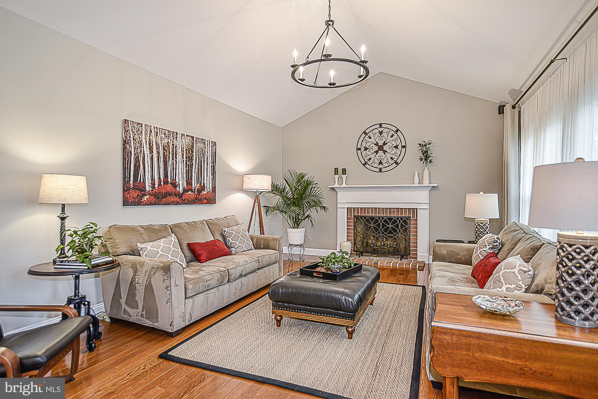 9291 Davis Drive Lorton, VA 22079 - Photo 6 of 57 Soaring cathedral ceilings in family room