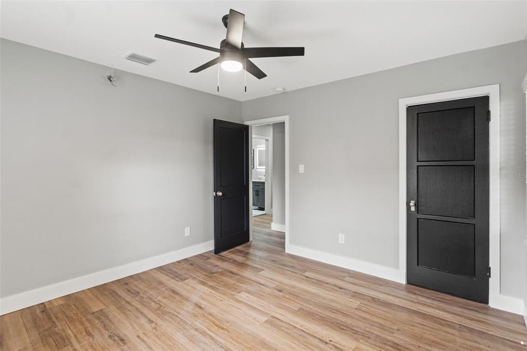1715 North Alexander Road Tampa, FL 33603 - Photo 29 of 40