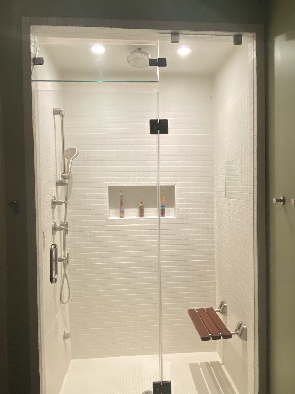 4401 Roseland Street Houston, TX 77006 - Photo 26 of 46 Sit Down ROMA Steam Shower in Primary Bathroom!