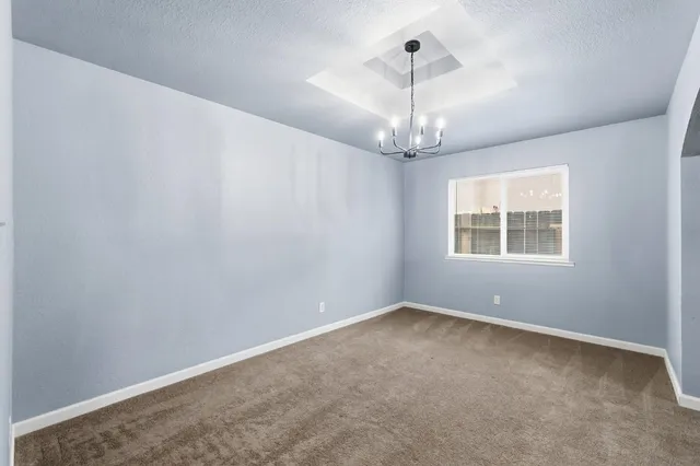 $385,000 | 4665 West Ashcroft Avenue, Fresno, CA 93722