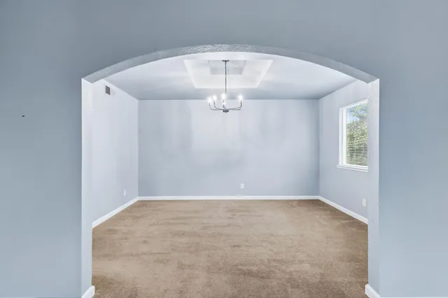 $385,000 | 4665 West Ashcroft Avenue, Fresno, CA 93722