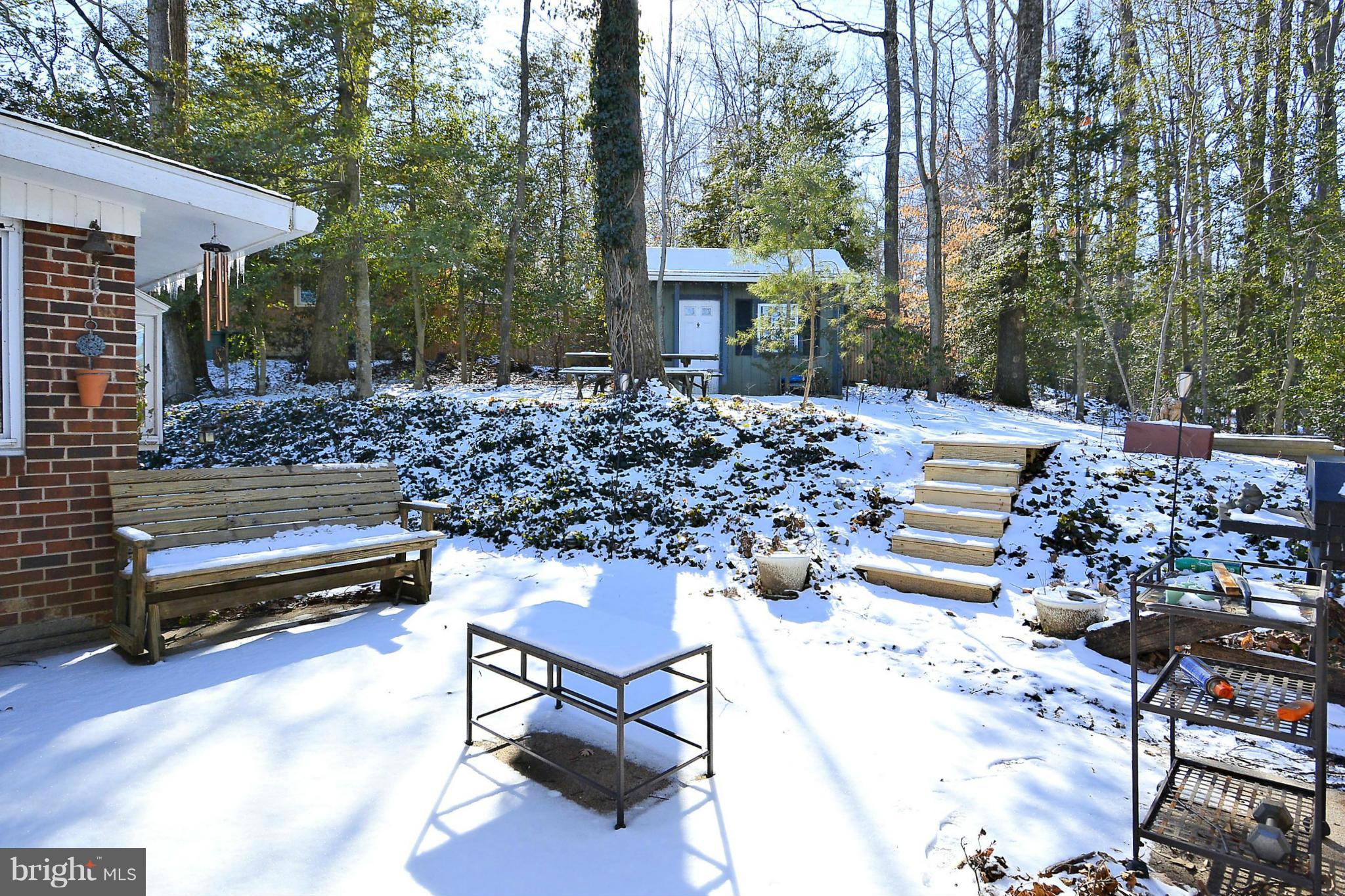 18506 Cabin Road Triangle, VA 22172 - Photo 14 of 30 Pretty Georgetown Style Patio Framed by TREES!
