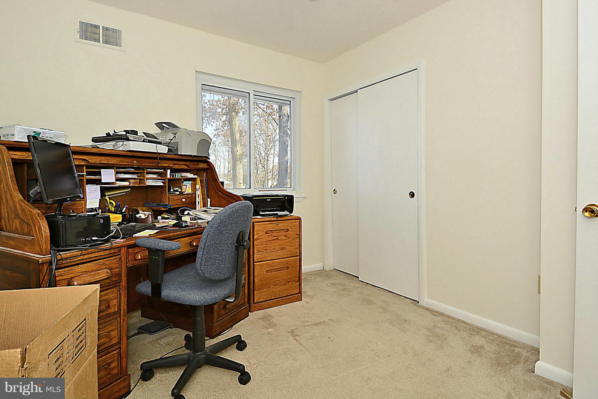 18506 Cabin Road Triangle, VA 22172 - Photo 18 of 30 Perfect Front Home Office or Second Bedroom