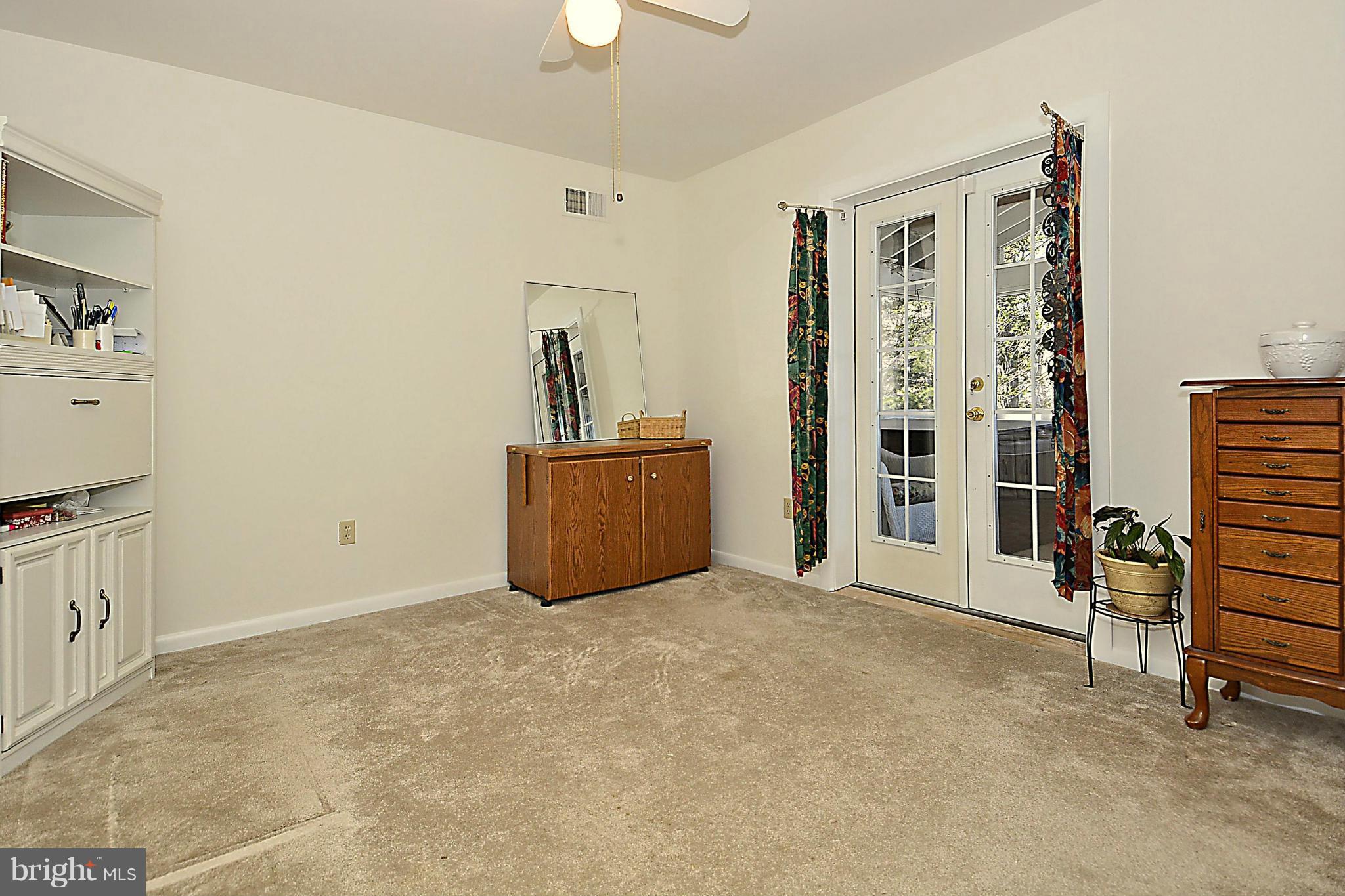 18506 Cabin Road Triangle, VA 22172 - Photo 22 of 30 Bedroom with French Walkout to Screened Porch