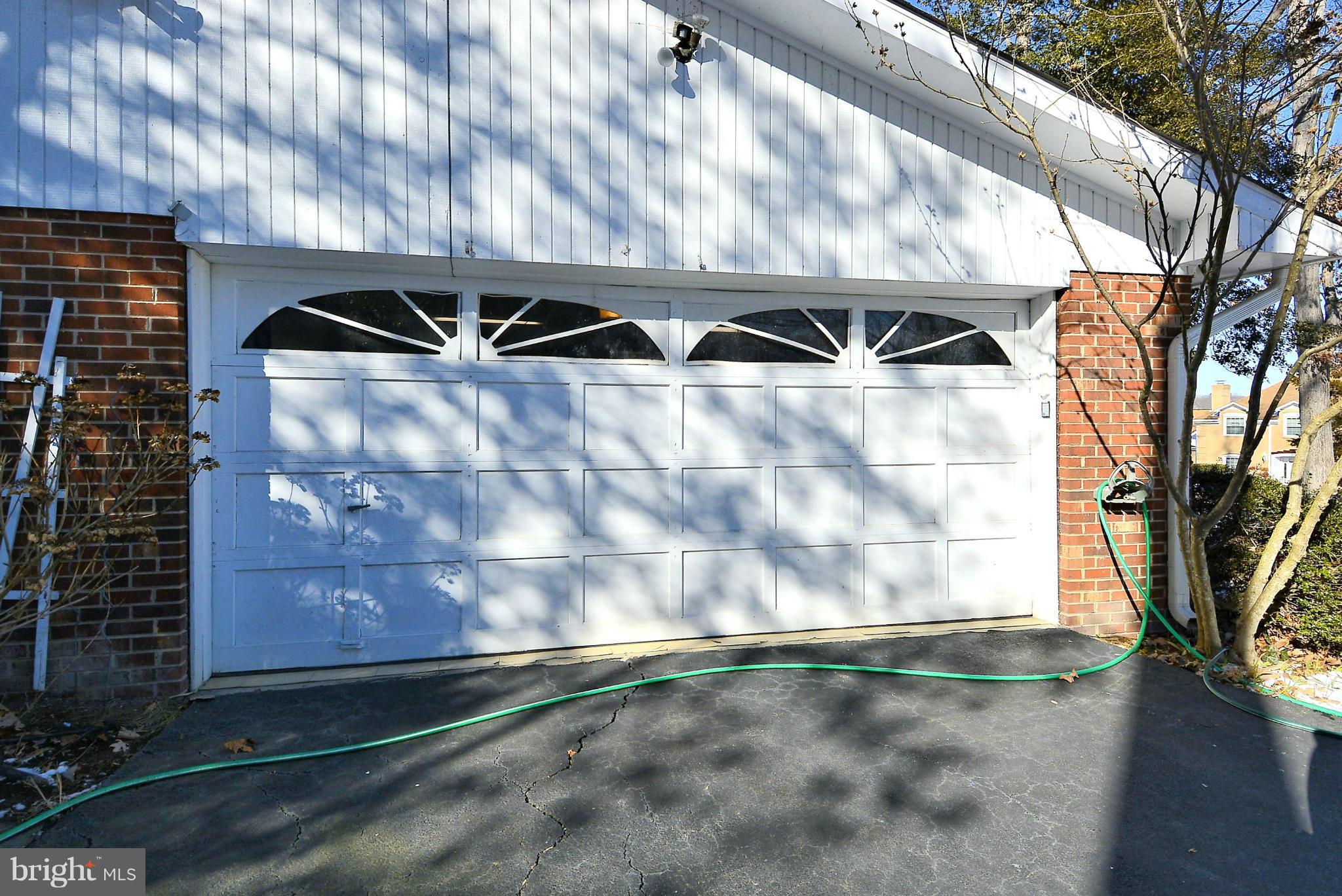 18506 Cabin Road Triangle, VA 22172 - Photo 25 of 30 Large Side Load Garage with 2nd Private Drive