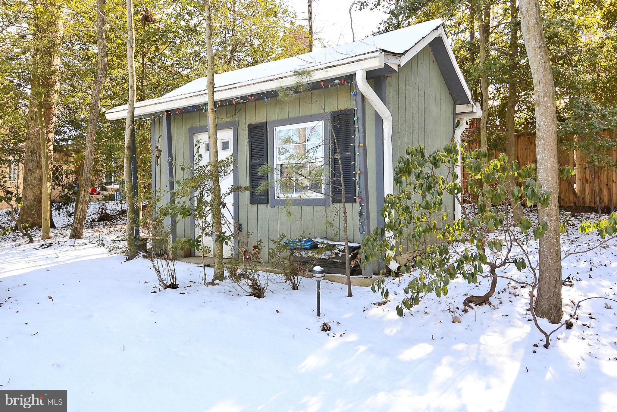 18506 Cabin Road Triangle, VA 22172 - Photo 26 of 30 Fantastic Potting Shed with Electric Installed