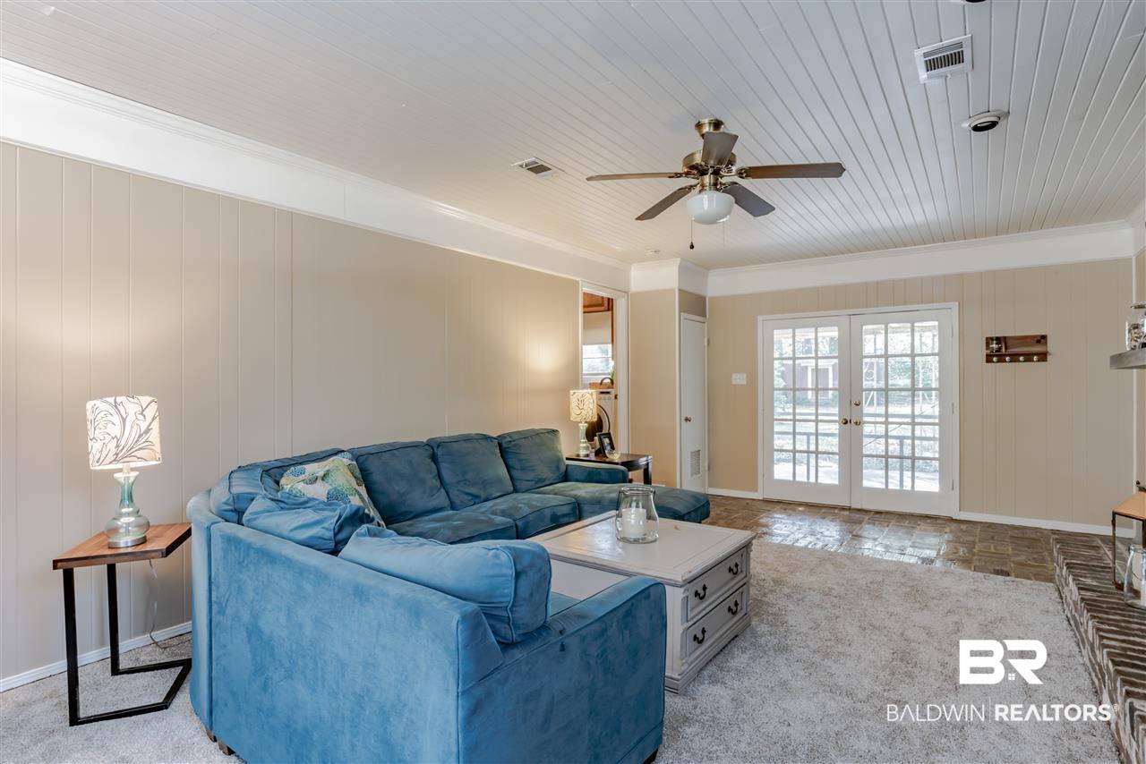 407 Thornton Place Mobile, AL 36609 - Photo 13 of 25