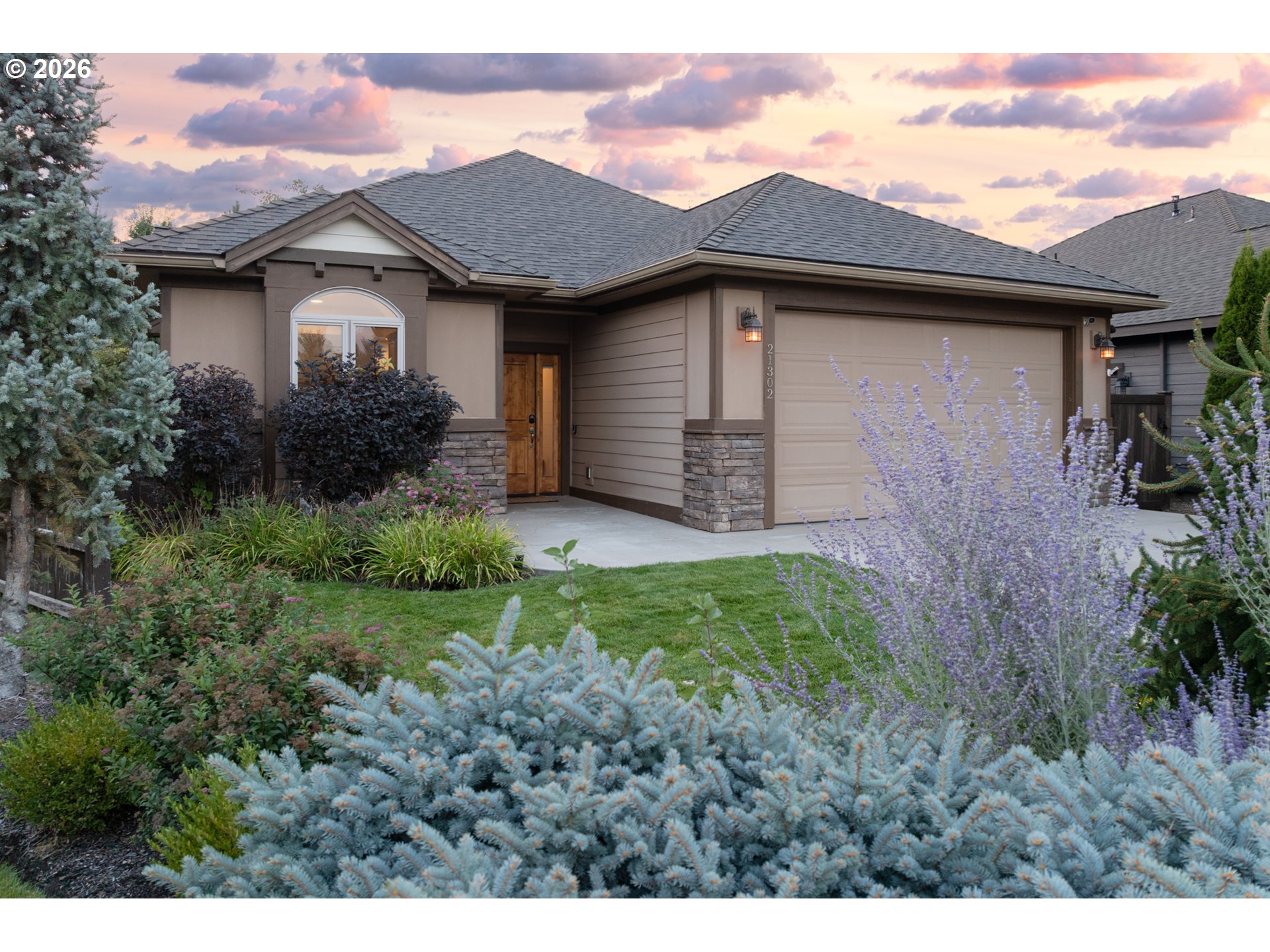 21302 Northeast Brooklyn Court Bend, OR 97701 - Photo 12 of 48