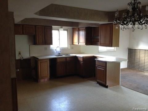 27846 Ryan Road Warren, MI 48092 - Photo 4 of 22