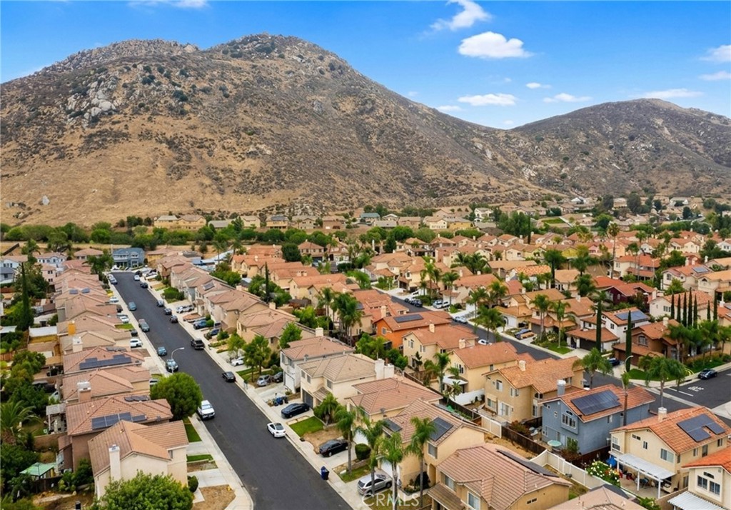 15689 Swan Road Fontana, CA 92337 - Photo 35 of 35 Views