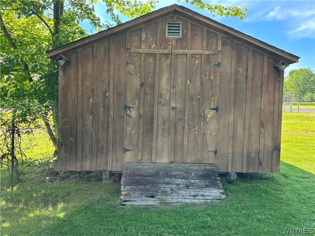 7020 Potter Road Evans, NY 14047 - Photo 28 of 38