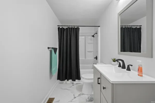 $249,900 | 310 North Chauncey Street, Columbia City, IN 46725