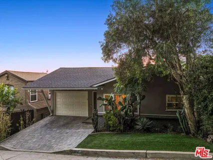 $1,385,000 | 2855 Effie Street, Los Angeles, CA 90026