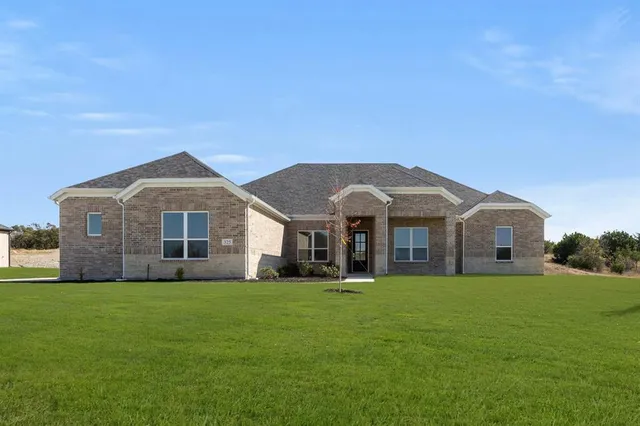 $635,990 | 325 Slimp Bluff, Azle, TX 76020