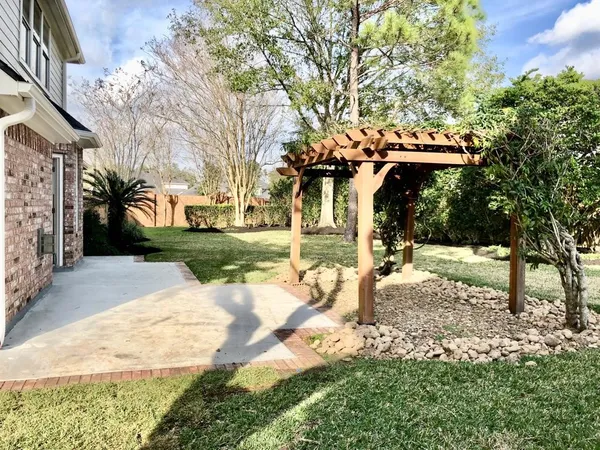 $3,990 | 5711 Silver Bay Court, Sugar Land, TX 77479