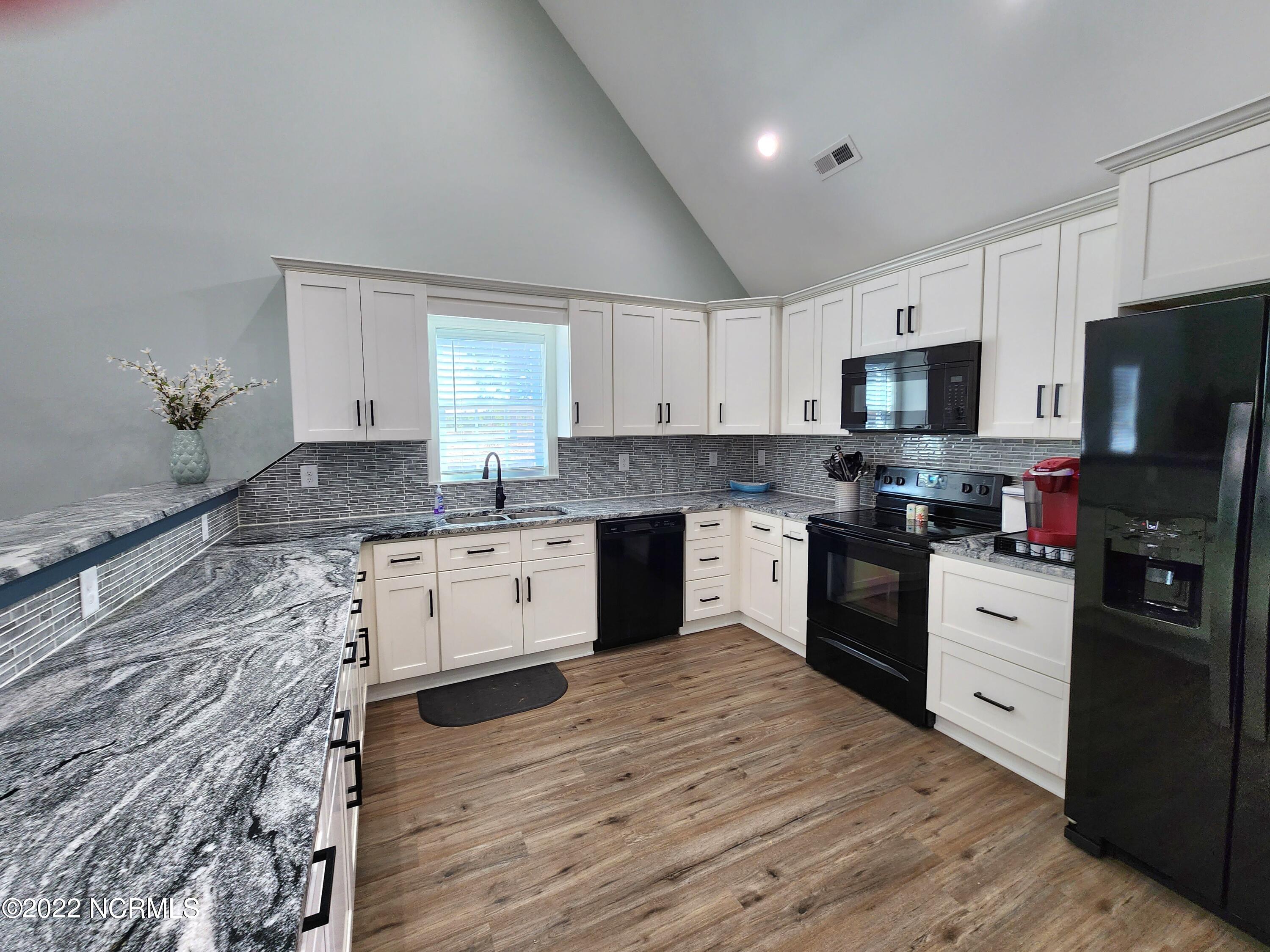 594 Breezy Banks Road Roper, NC 27970 - Photo 12 of 63 20221201_115906