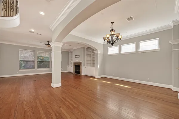 $5,000 | 5319 Fayette Street, Houston, TX 77056