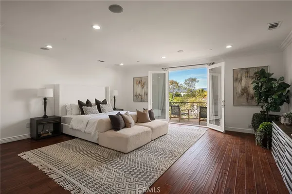 $15,500 | 13045 Greenleaf Street, Studio City, CA 91604