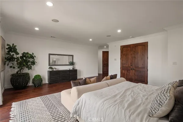 $15,500 | 13045 Greenleaf Street, Studio City, CA 91604