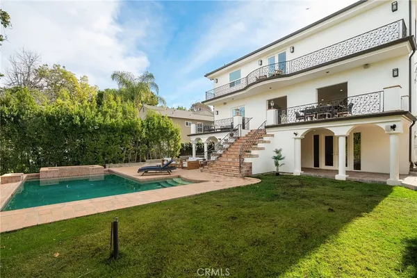 $15,500 | 13045 Greenleaf Street, Studio City, CA 91604