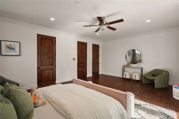 $15,500 | 13045 Greenleaf Street, Studio City, CA 91604