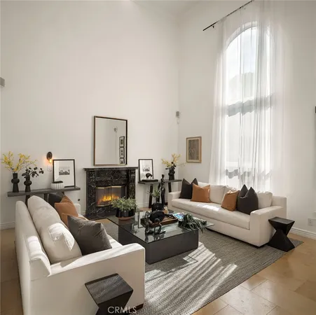 $15,500 | 13045 Greenleaf Street, Studio City, CA 91604