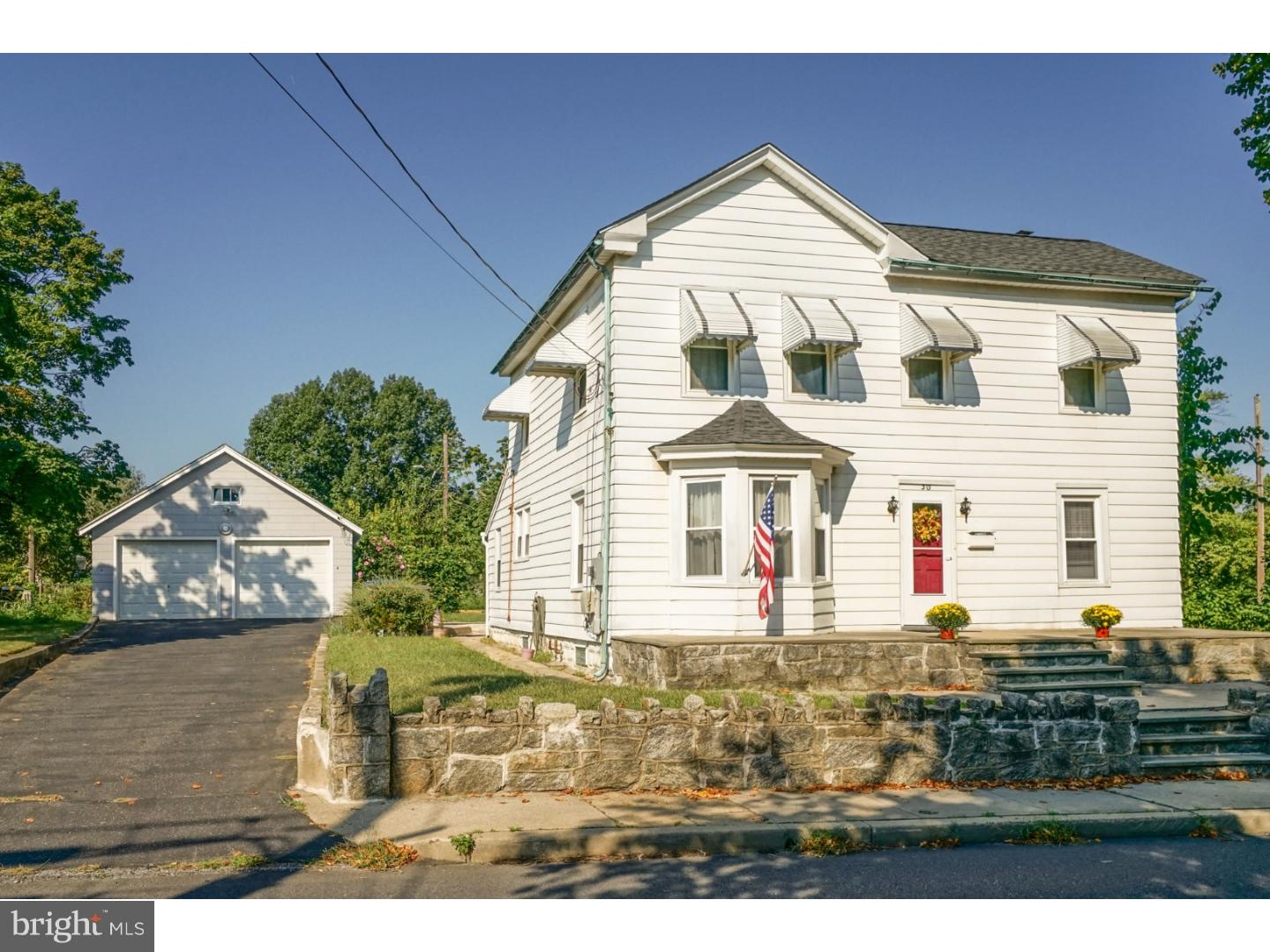 315 Blue Bell Road Williamstown, NJ 08094 - Photo 2 of 20