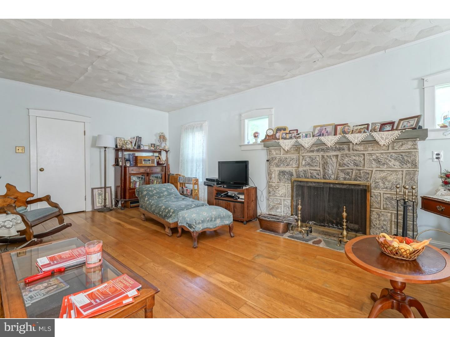 315 Blue Bell Road Williamstown, NJ 08094 - Photo 4 of 20