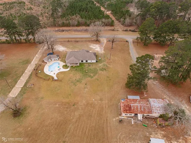 $299,000 | 656 Highway 807, Haynesville, LA 71038