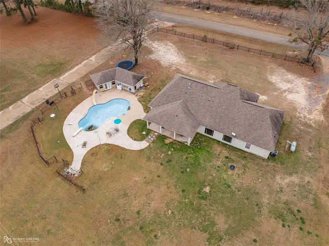$299,000 | 656 Highway 807, Haynesville, LA 71038
