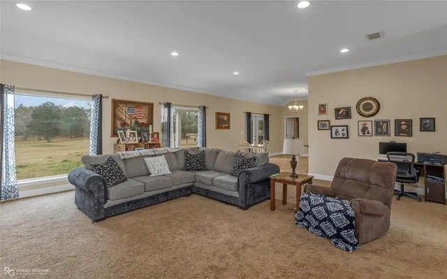 $299,000 | 656 Highway 807, Haynesville, LA 71038