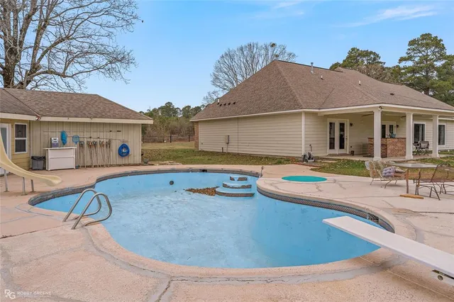 $299,000 | 656 Highway 807, Haynesville, LA 71038