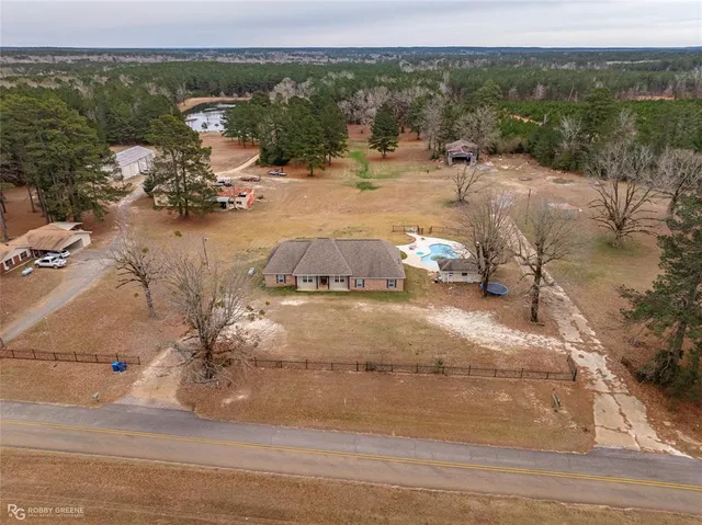 $299,000 | 656 Highway 807, Haynesville, LA 71038