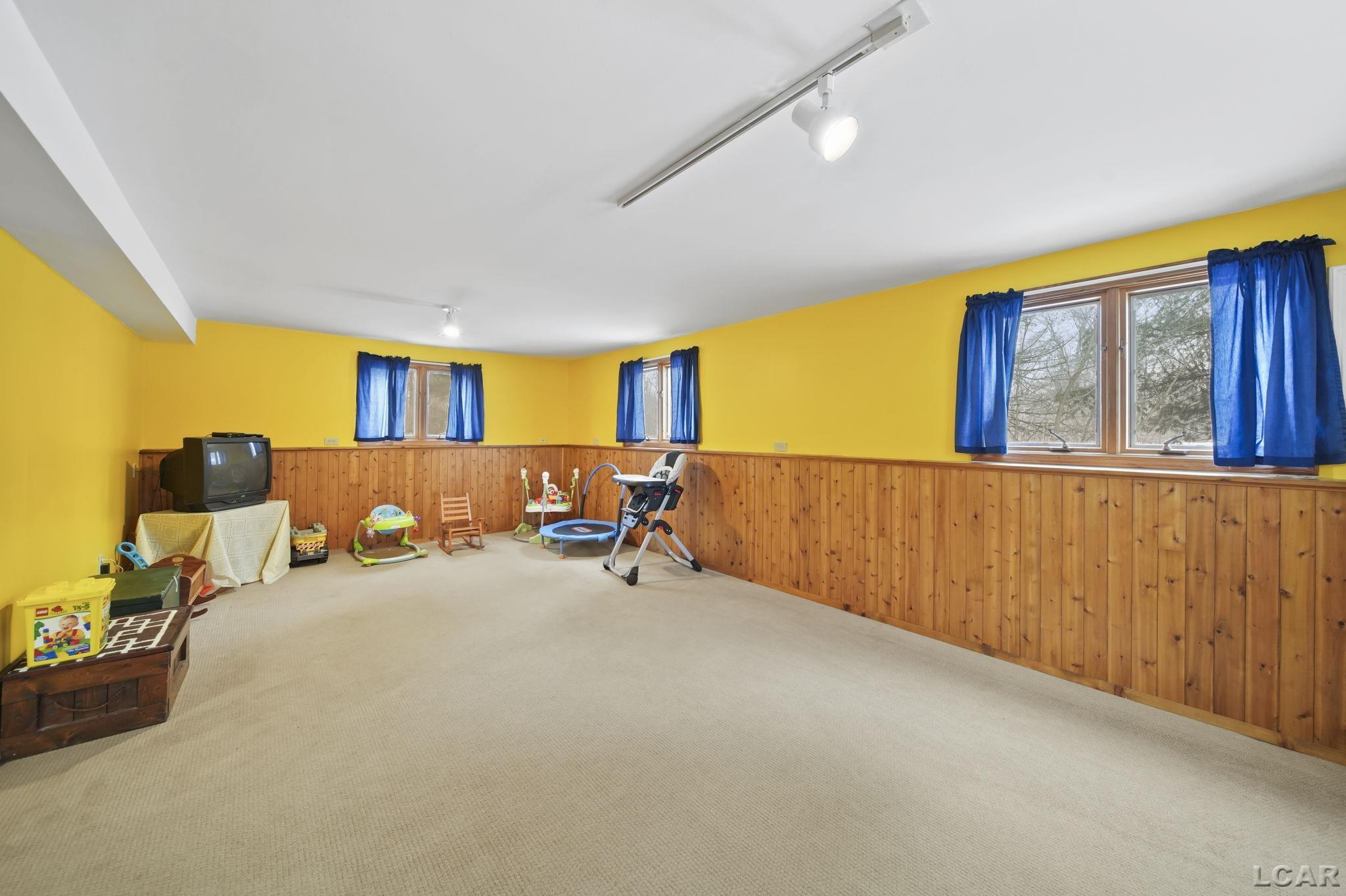 1500 Sylvan Road Chelsea, MI 48118 - Photo 25 of 49 50166617-d8611fd7-abbc-496e-a4ea-40142c4bff35.JPG